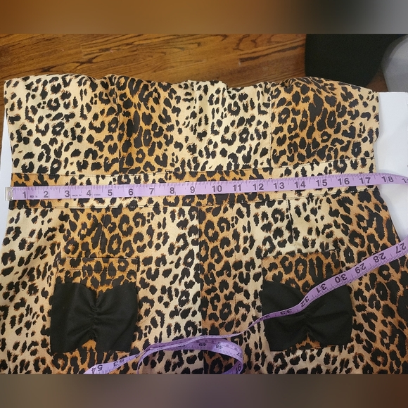 Leopard print jumpsuit - Picture 2 of 3